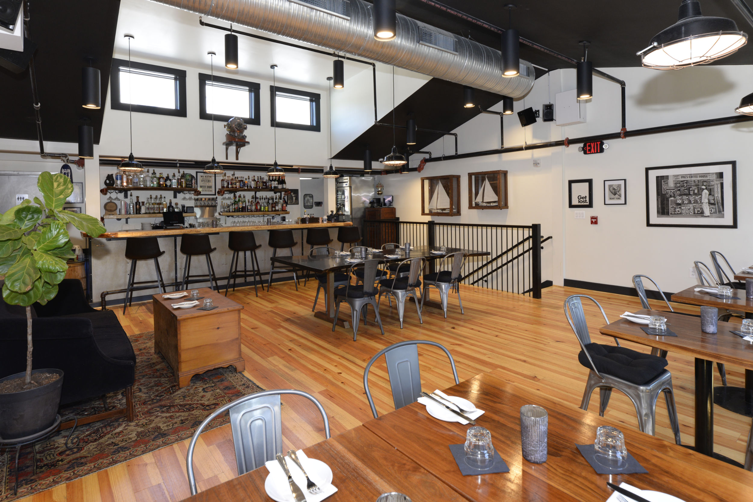 A BuilderGuru project — Sailor Oyster Bar